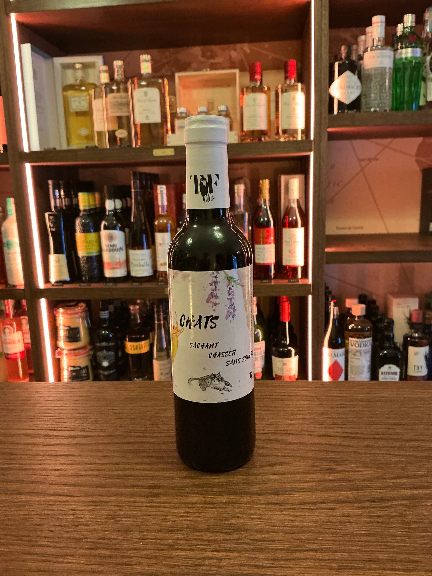 Chats Red Wine 37.5cl