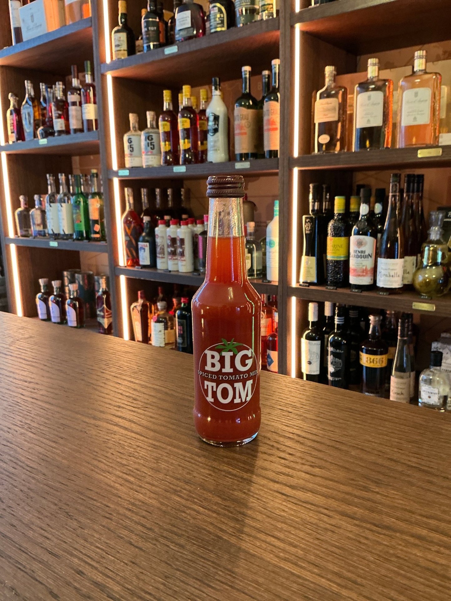 Big Tom Spiced Tomato Juice 25cl glass bottle with rich red juice, ideal mixer for premium gin, whisky, rum, bourbon,.