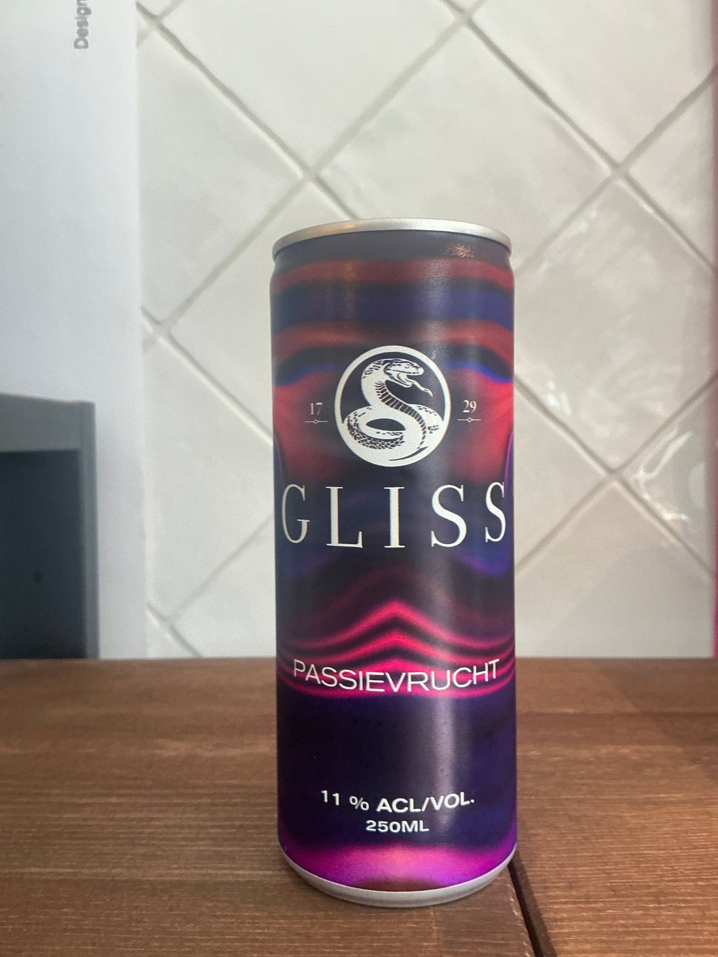 Gliss Passionfruit & Pineapple Pre-Mixed Cocktail