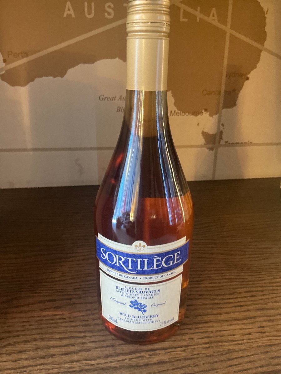 Sortilège Wild Blueberry Maple Whisky Liqueur 700ml – 23% ABV – Canadian fruit liqueur