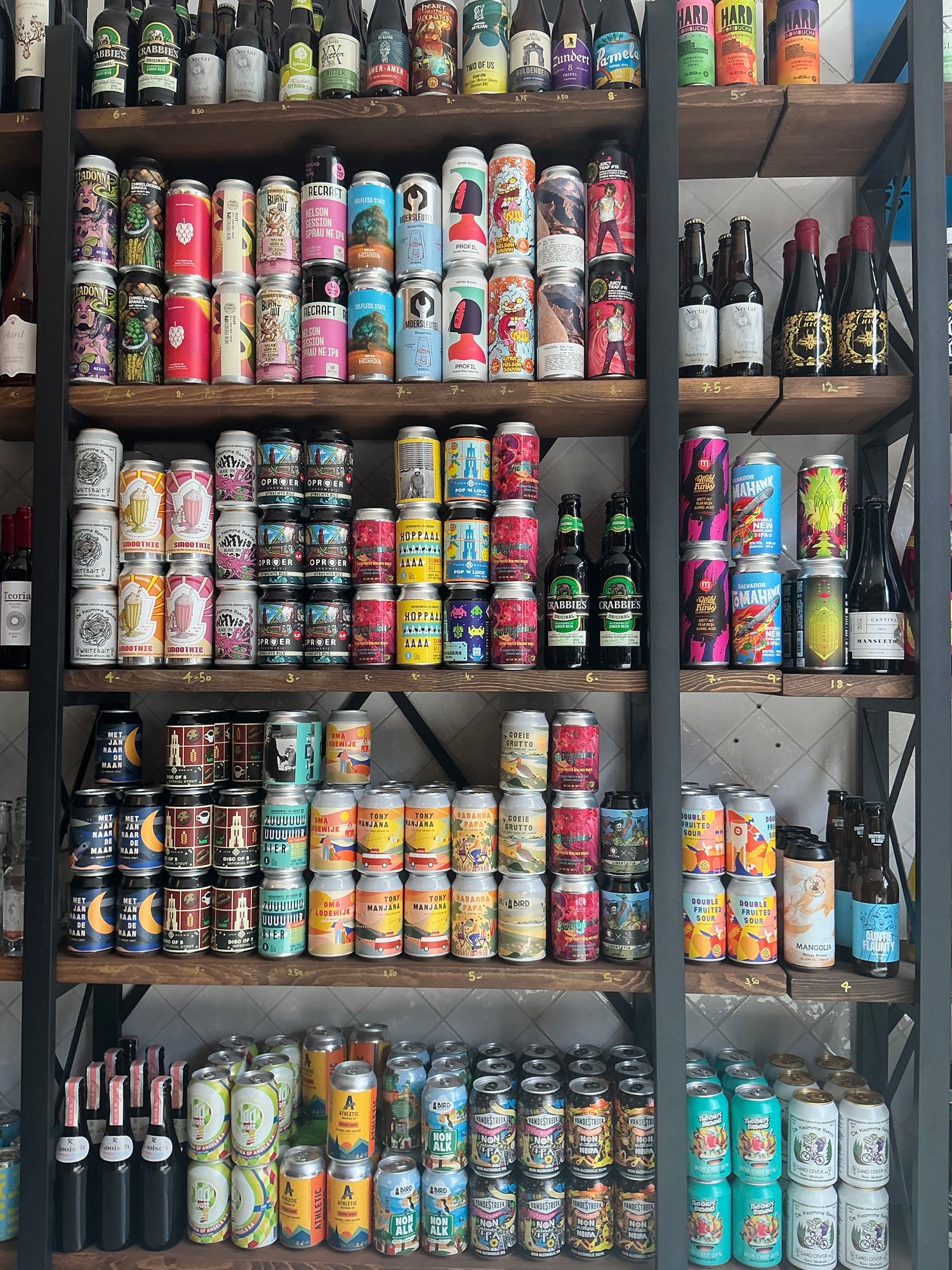 Beer & Ales at Daan's Drinks