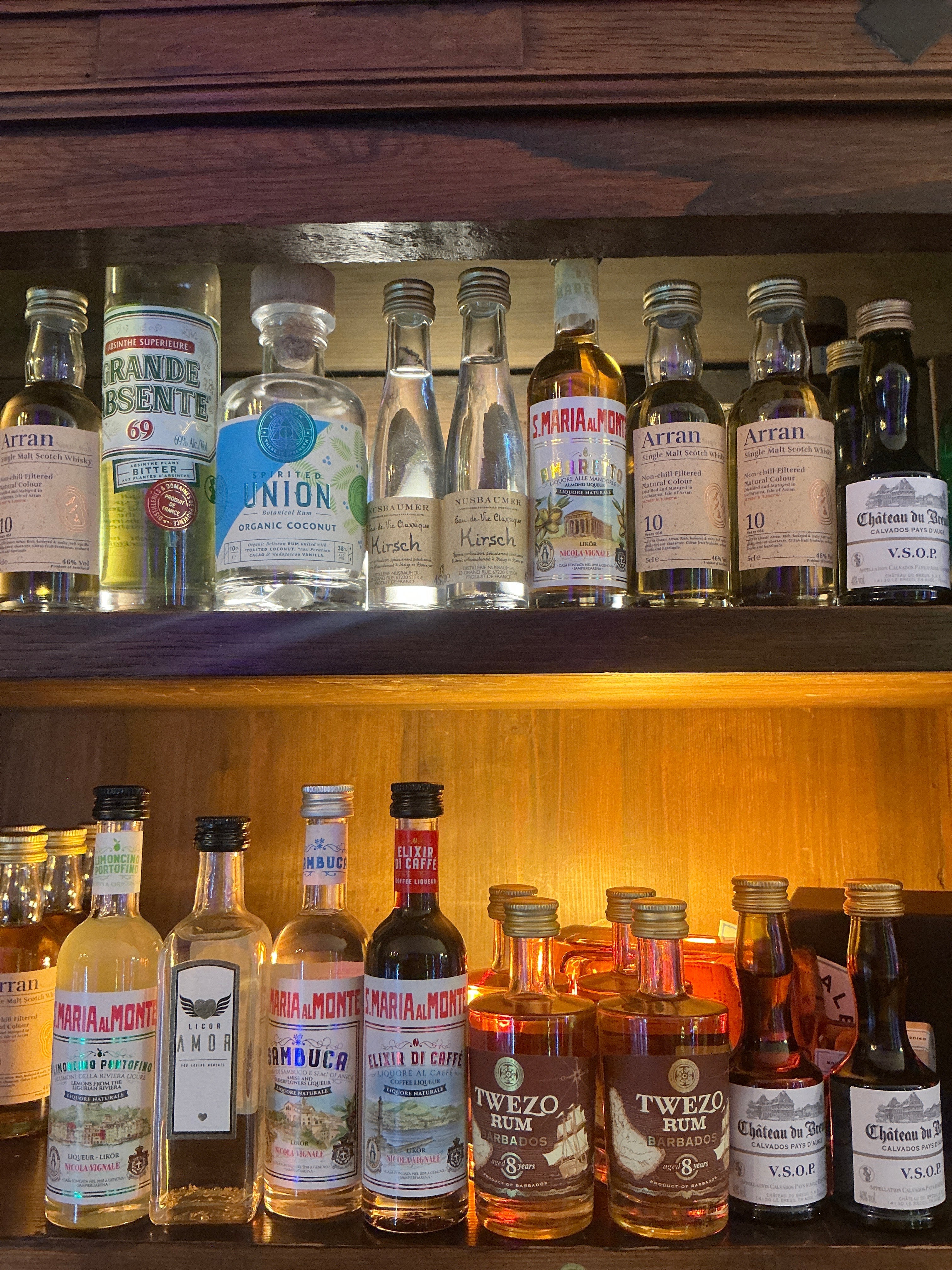 Miniature Bottles Collection– Mini Spirits & Tasting Sizes – Daan’s Drinks