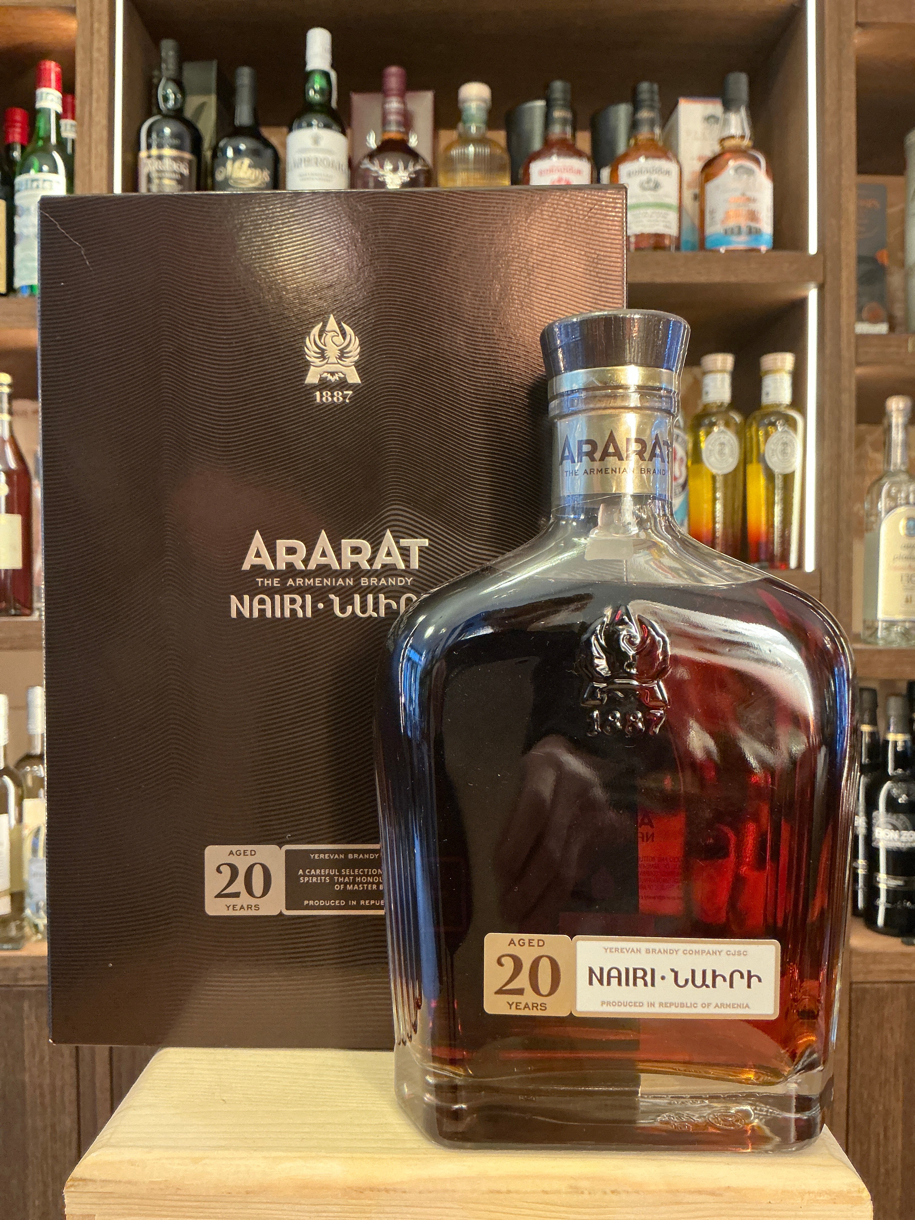 Ararat Nairi 20 Year Old | Iconic Aged Armenian Brandy – Daan's Drinks