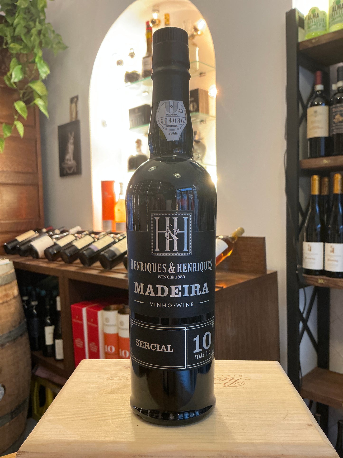 Henriques & Henriques 10 Year Old Sercial