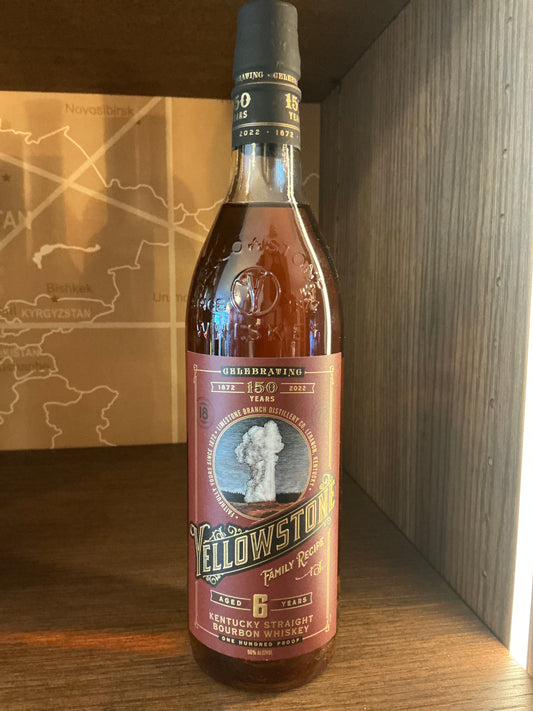 Yellowstone 6 Year Old Kentucky Bourbon 70cl bottle — age-stated straight bourbon by Limestone Branch Distillery