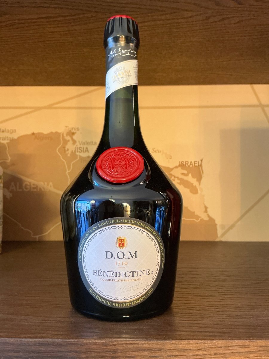Bénédictine D.O.M herbal liqueur bottle, 70 cl, 40% ABV