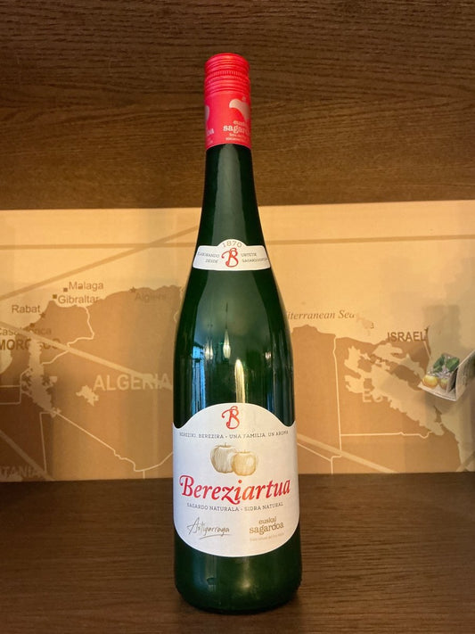 Bereziartua Euskal Sagardoa natural Basque cider bottle, 6% ABV
