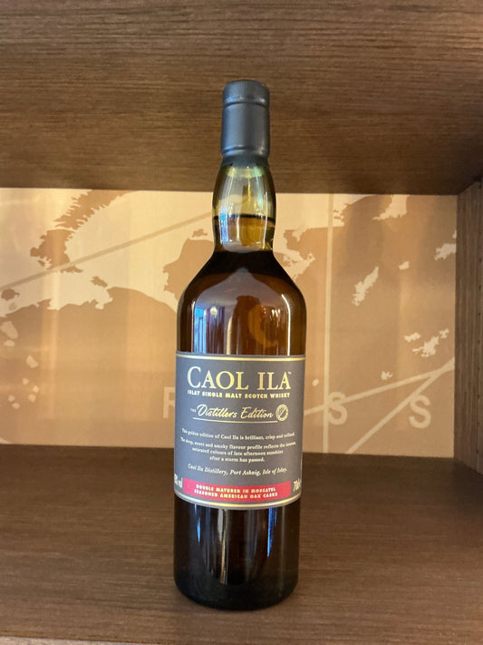 Caol Ila Distillers Edition Single Malt Scotch Whisky — Islay peated whisky, Moscatel cask finish, 700ml bottle