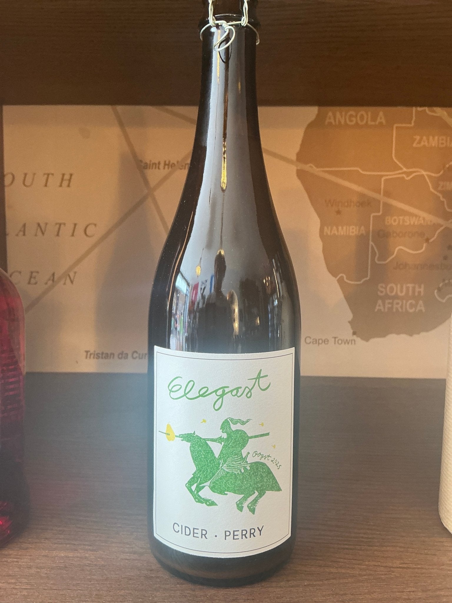 Elegast Perry 75cl bottle – 6.5% Dutch pear cider, light and delicate, perfect for sharing
