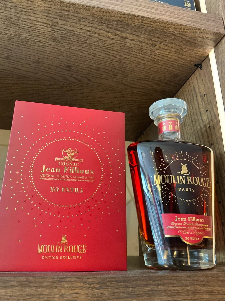 Jean Fillioux Moulin Rouge XO Extra Cognac bottle, 700 ml, 40% ABV.