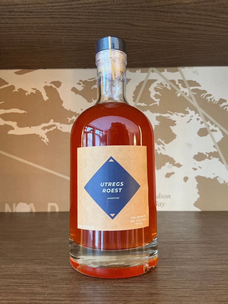 VOL-SPIRITS Utregs Roest Aperitief 700ml bottle, Dutch amber liqueur with blue diamond label